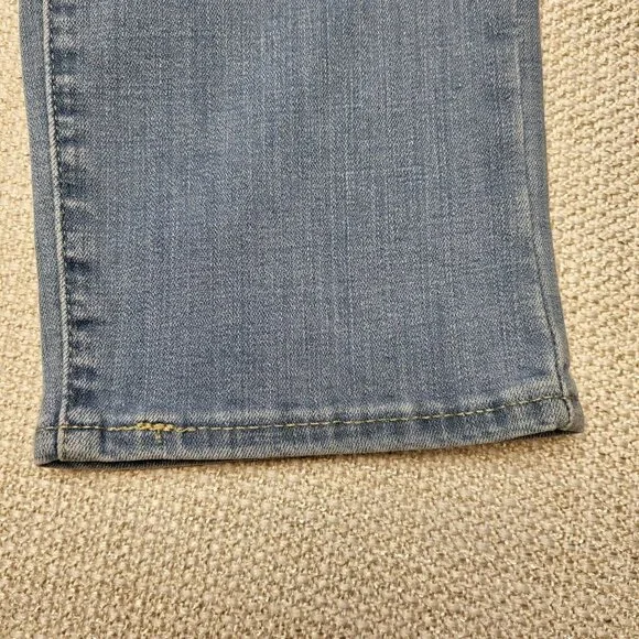 Levis 311 Shaping Skinny Mid Rise Light Wash Jeans Women's W34 L30 Denim NWT - Picture 7 of 15